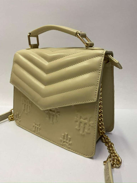 Women’s clutch 350.00$